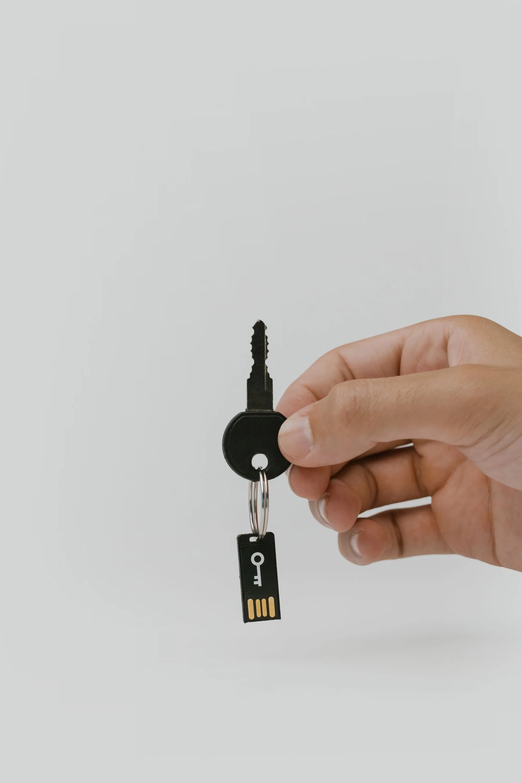 Kartvizit ve Anahtarlık USB, Uşak
