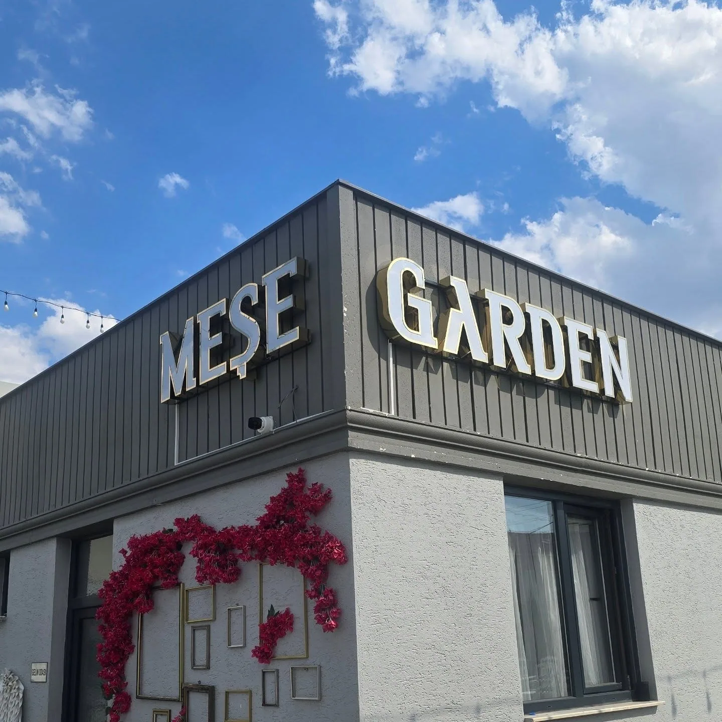 Meşe Garden Işıklı Kutu Harf Tabela, Uşak
